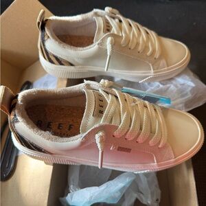 Reef Lay Day Dawn Cream and Tiger Print Casual Sneakers